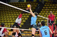 Viviana Harewood De Panama E Ivana Sopegno De Guatemala Disputan El Balon