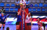 Crc Vs Esa Battle The Ball Over The Net