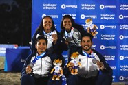 Nicaragua Men And Women Silver Medalists