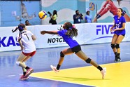 Biz Kristen Simipson Salva El Balo N