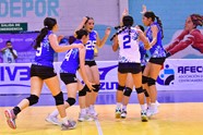 Esa Jugadoras Del Equipo De El Salvador Celebran