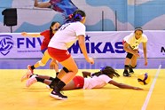 Biz Kristen Simpson Salva El Balo N