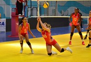 Nicole Mata De Costa Rica Salva El Balon