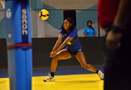 Fotoumata Camara De Belice Recibe El Balon